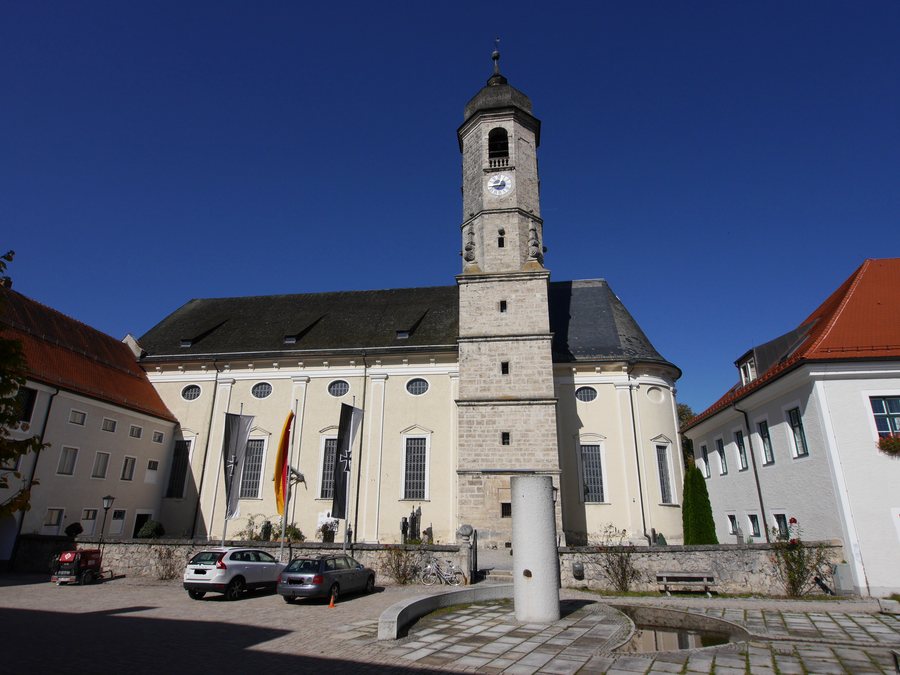 File:Kloster Weyarn St. Peter und Paul.jpg