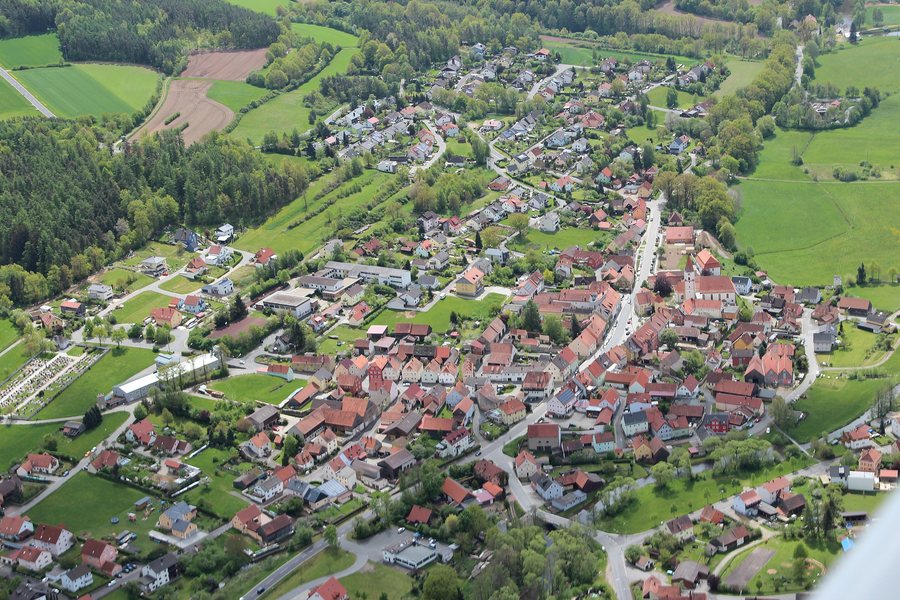 File:Luhe Wildenau 10 Mai 2015 01.JPG