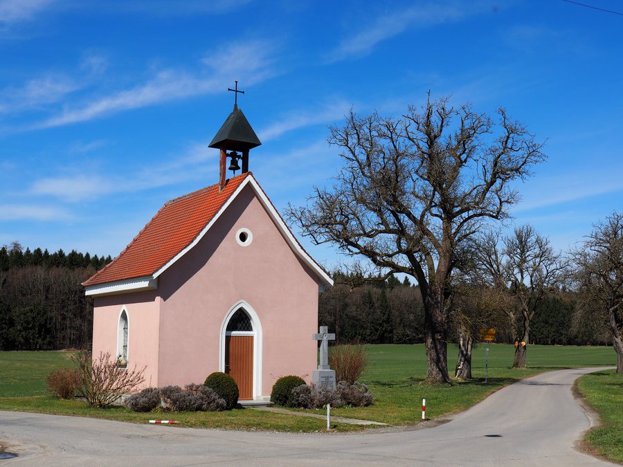 File:Herdwangen-Schönach - OT Mühlhausen - Kapelle.jpg
