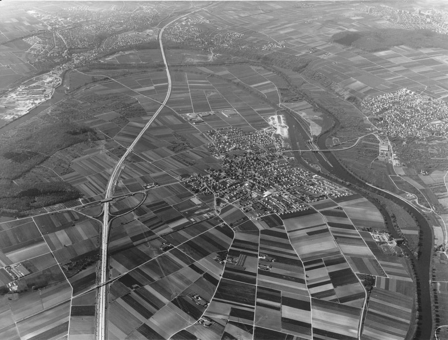 File:Staustufe Beihingen-Pleidelsheim-Neckar 1975-05-01 HB00576.jpg