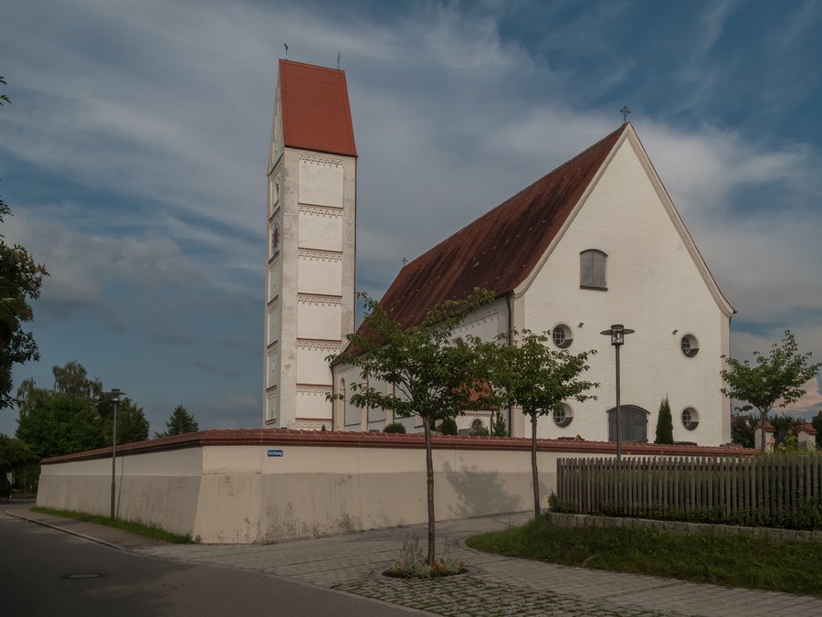 File:Sontheim, die katholische Pfarrkirche Sankt Martin Dm-D-7-78-196-4 foto3 2014-07-28 147.50.jpg