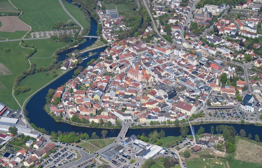 File:Aerial image of Cham (view from the southeast).jpg