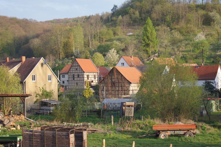 File:Neuengönna 2012-04-28 02.jpg