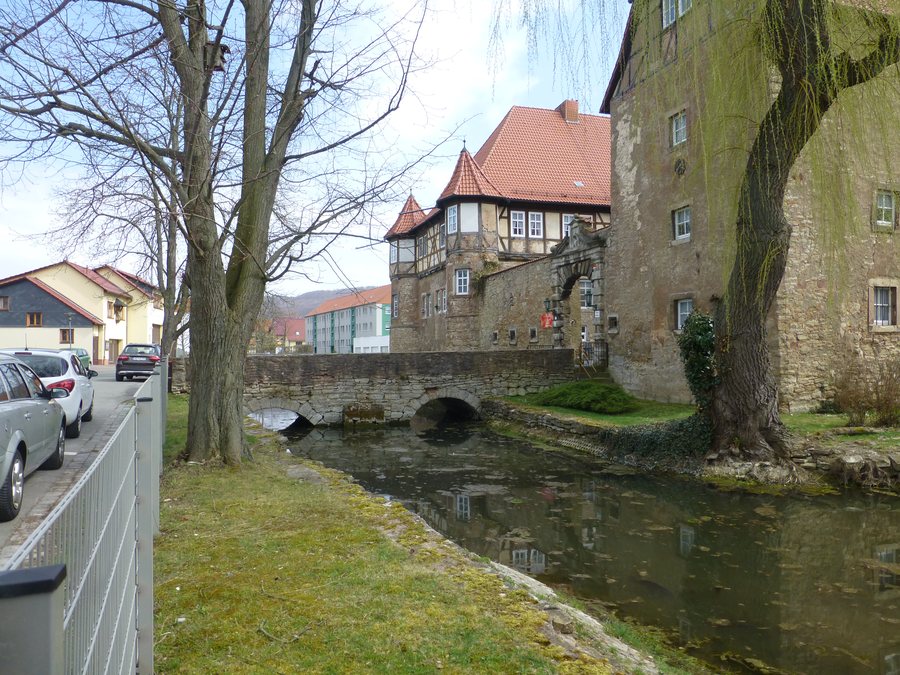File:Deuna Wasserburg (3).jpg