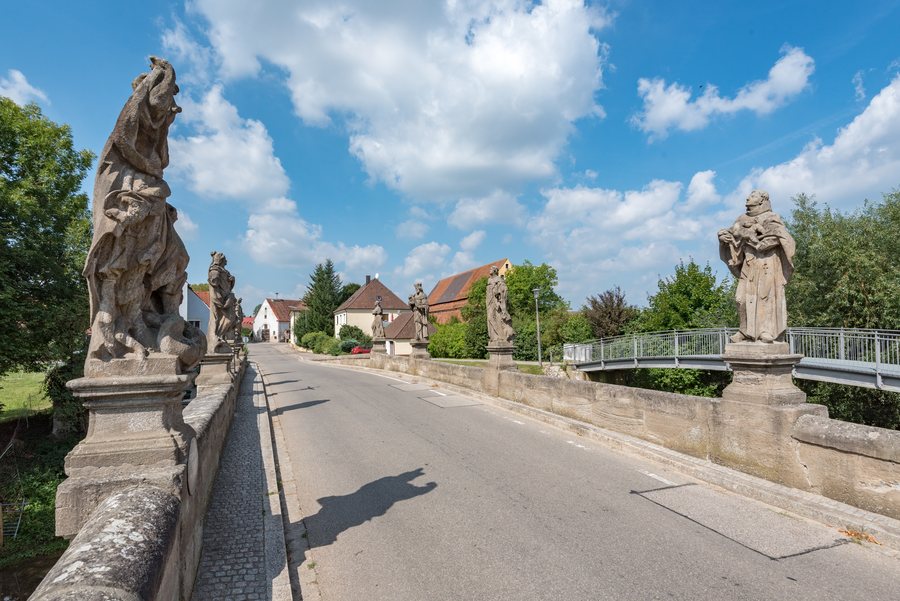 Ellingen, Bahnhofstraße, Heiligenbrücke