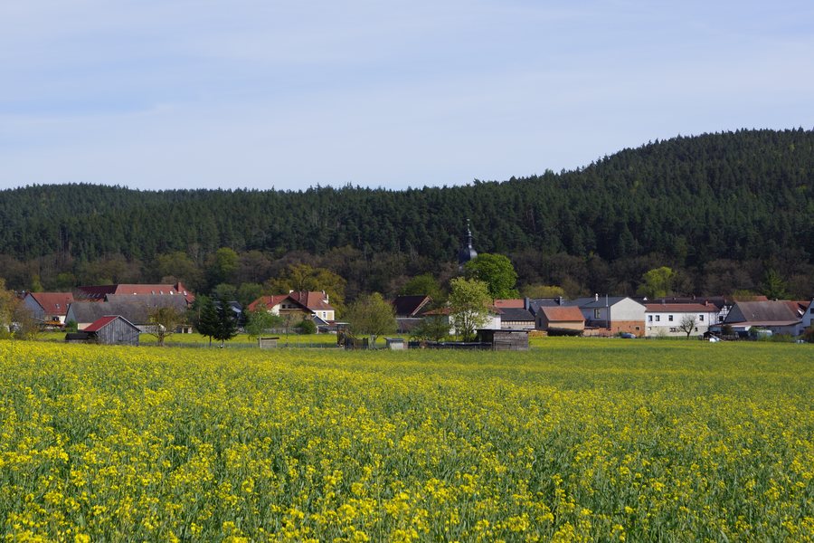 File:Blick auf Zöllnitz von Nordwesten.jpg