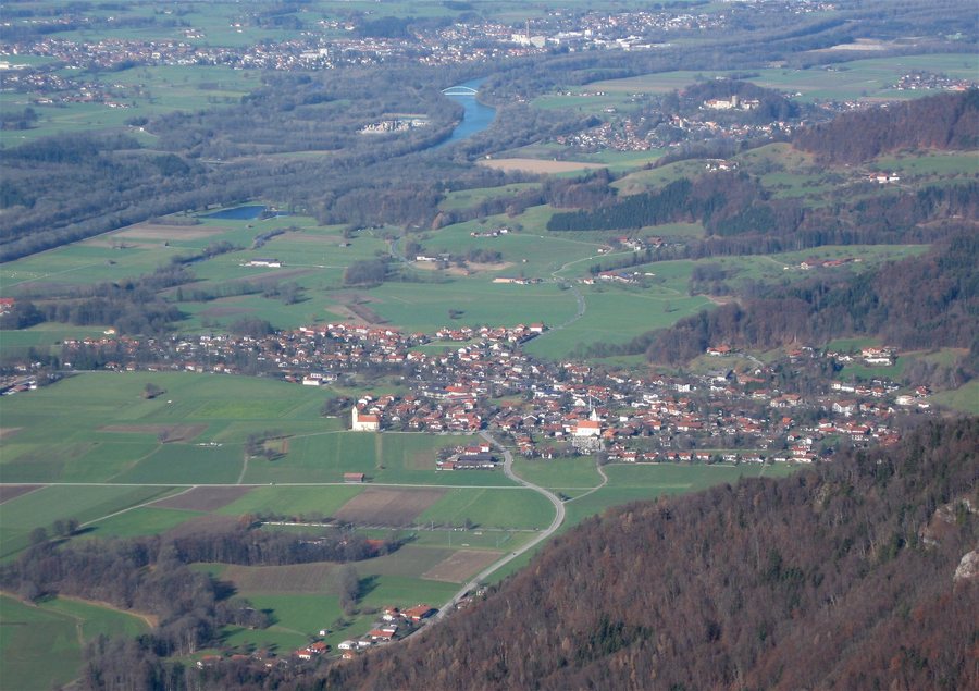 File:Nussdorf vom Kranzhorn-1.jpg