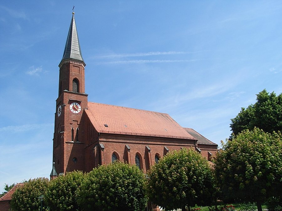 File:Pfarrkirche Hebertsfelden.JPG