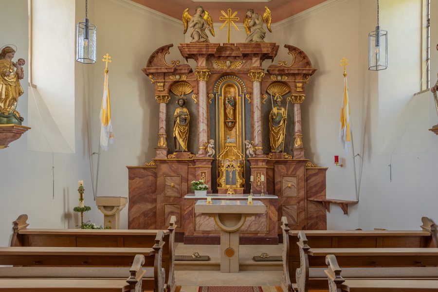 File:D-6-74-187-21 Kirche St Anna in Karbach, Chor und Altar.jpg