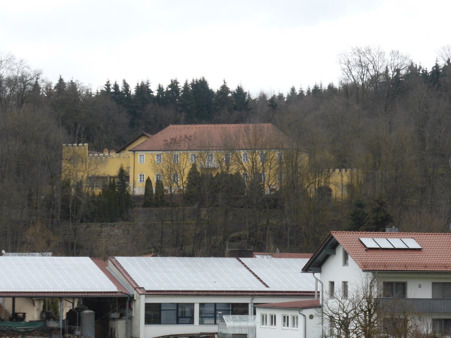 File:Schloss Steinburg; Steinburg 33.jpg