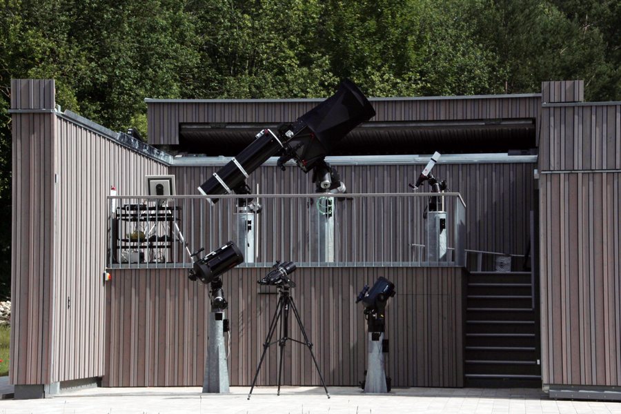 File:Planetarium Ursensollen Aussenansicht IMG 7385.jpg