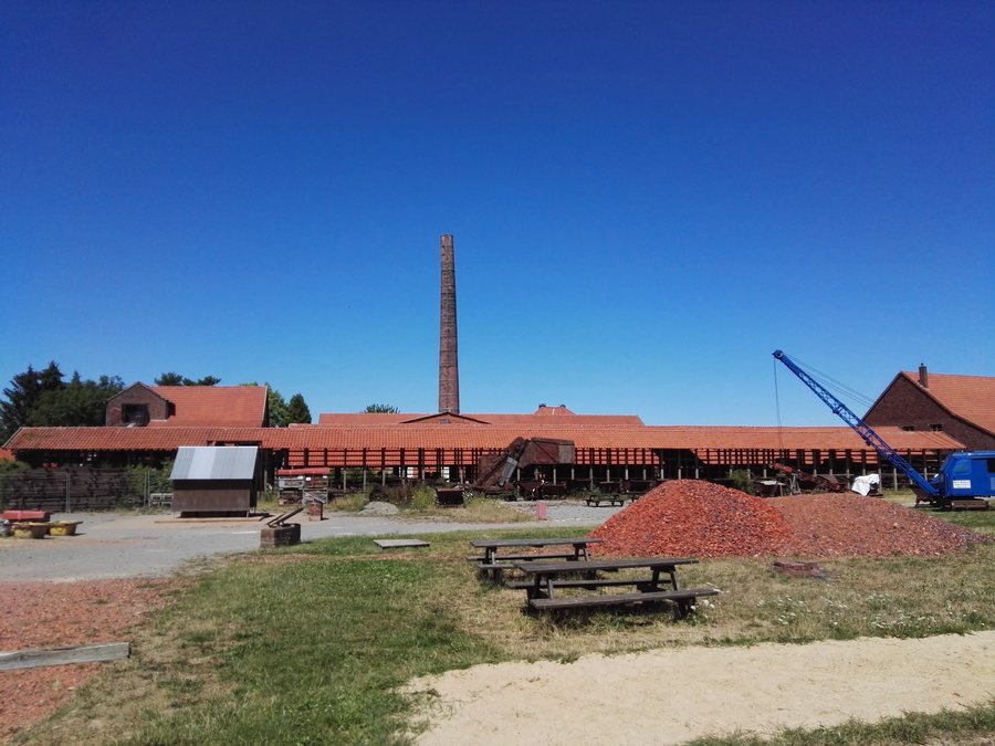 File:2018-07-15 Ziegelei Lage (Lippe) 01.jpg
