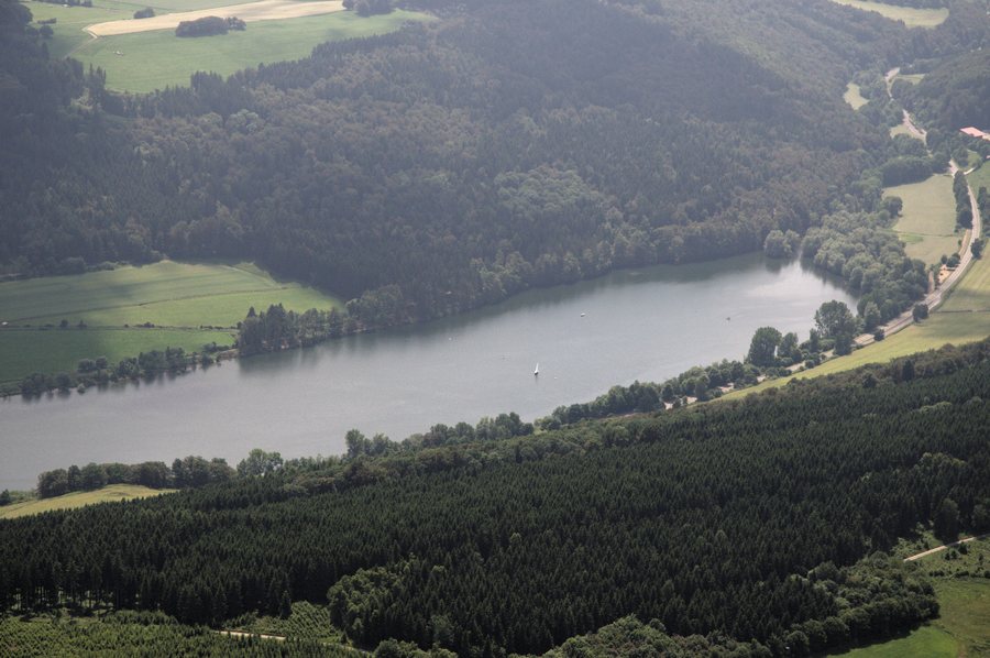 File:Diemelsee Sauerland Ost 395 pk.jpg