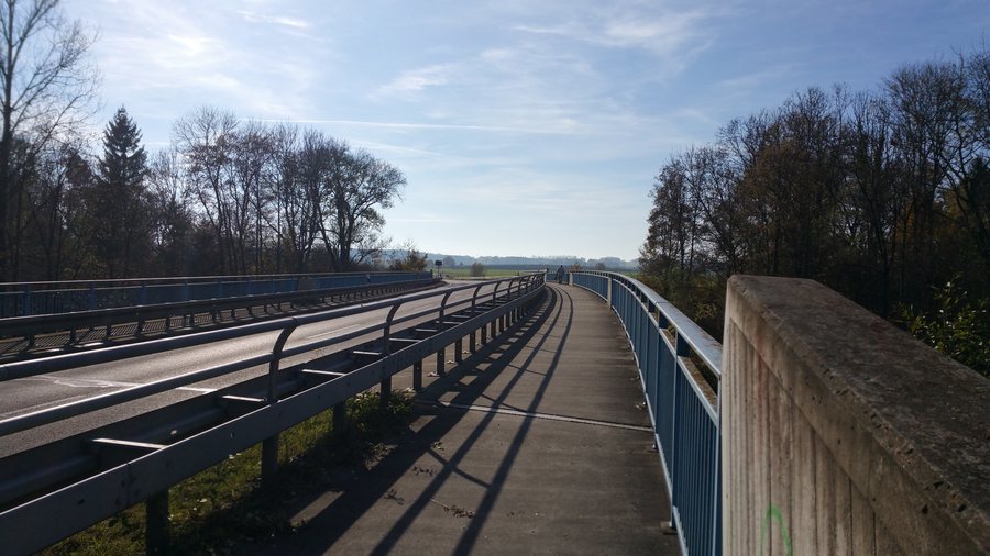 File:Wertachbrücke Ettringen Ost.jpg