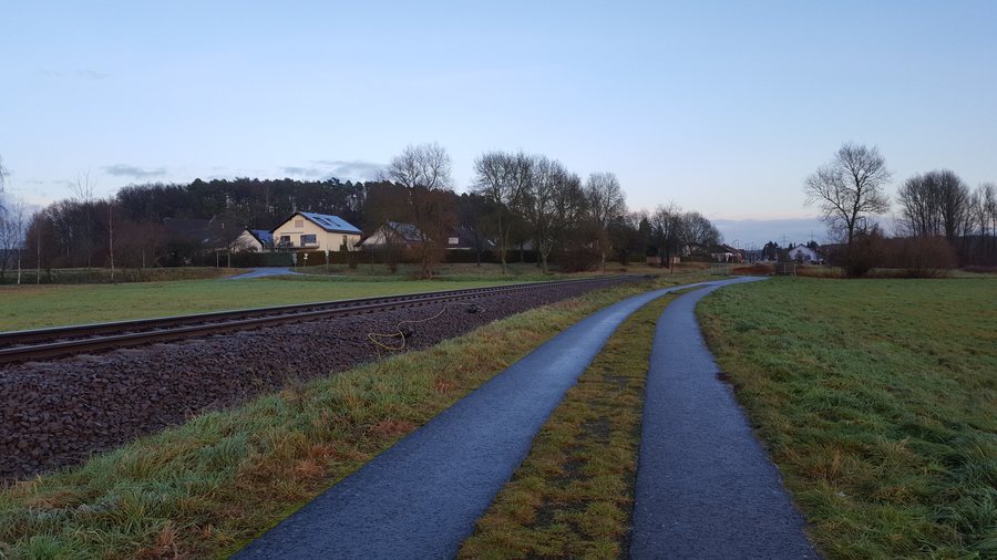 File:Südwestlicher Rand des Siedlungsgebiets Ramstein-Miesenbach.jpg