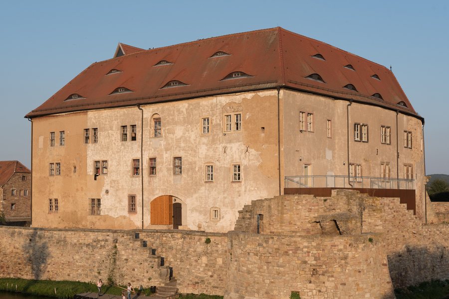 Wasserburg, von Westen Heldrungen 20180905 012