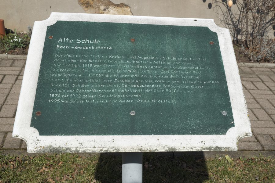 Alte Schule and Bach memorial in Wechmar