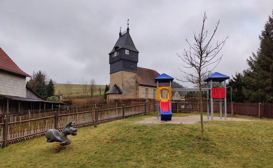 File:Kleinebersdorf, Dorfkirche (16).jpg