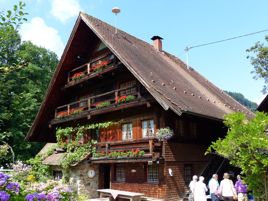 File:Historische Ölmühle Simonswald 01.JPG