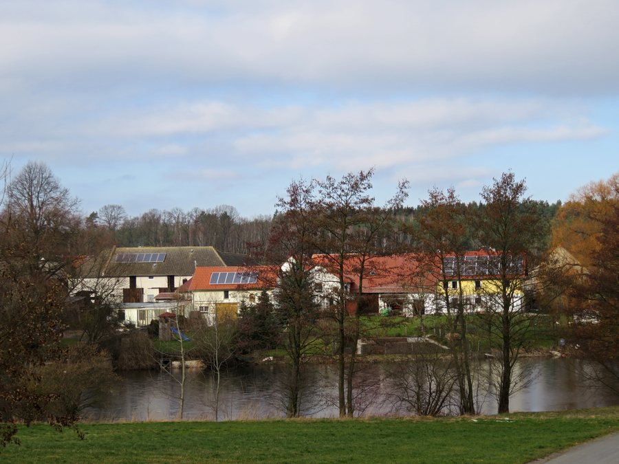File:Geroda Dorfansicht.jpg