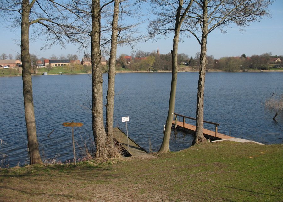 File:Vielitz Vielitzsee.jpg