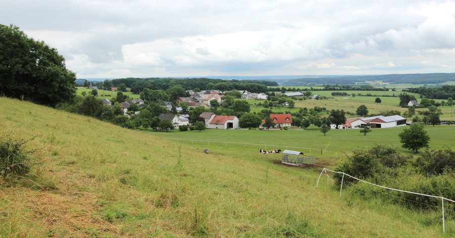 File:Olsdorf (Eifel); 2016 a.jpg
