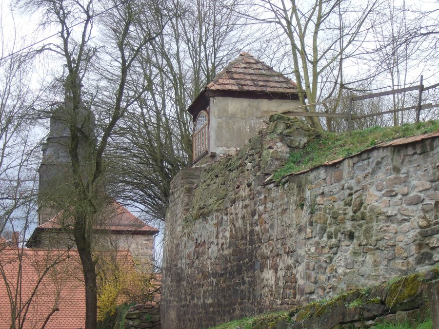 File:Orlamünde Burg 2008-03-16 01.jpg