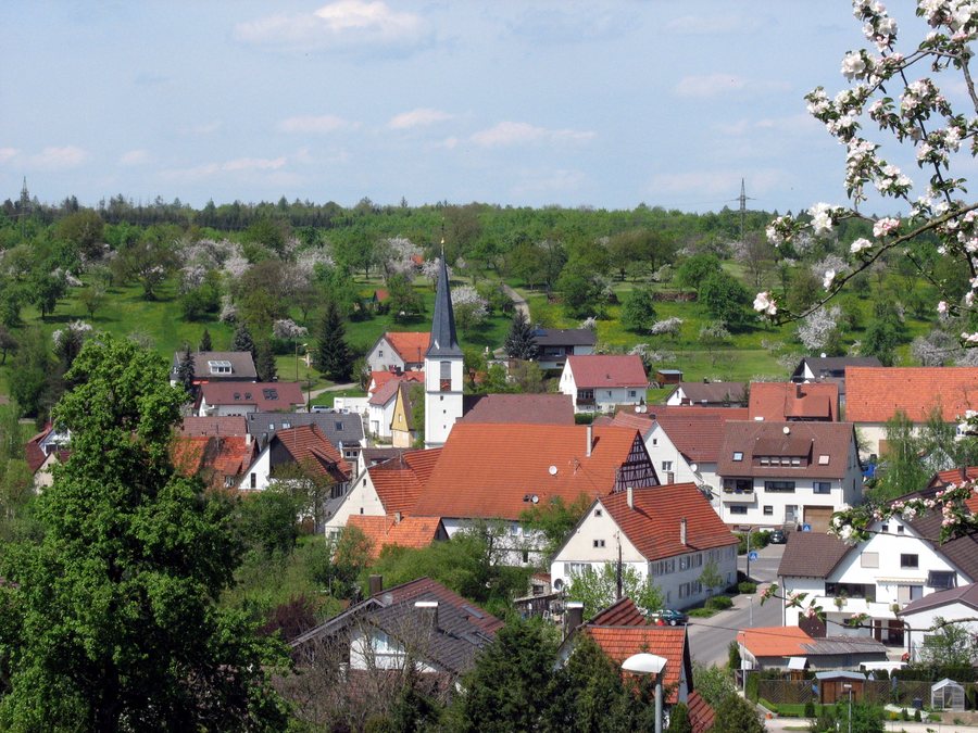 File:Ohmden, Dorfmitte - panoramio.jpg