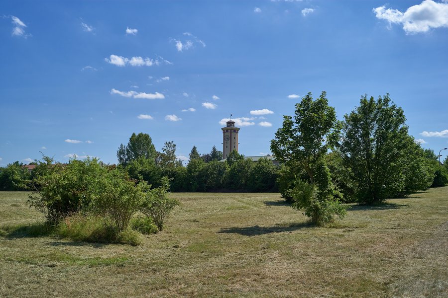 File:Rositz Wasserturm N.jpg