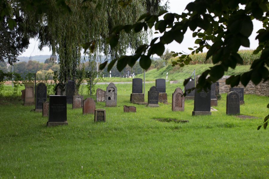 File:Jüdischer Friedhof Hünfelden Kirberg.jpg
