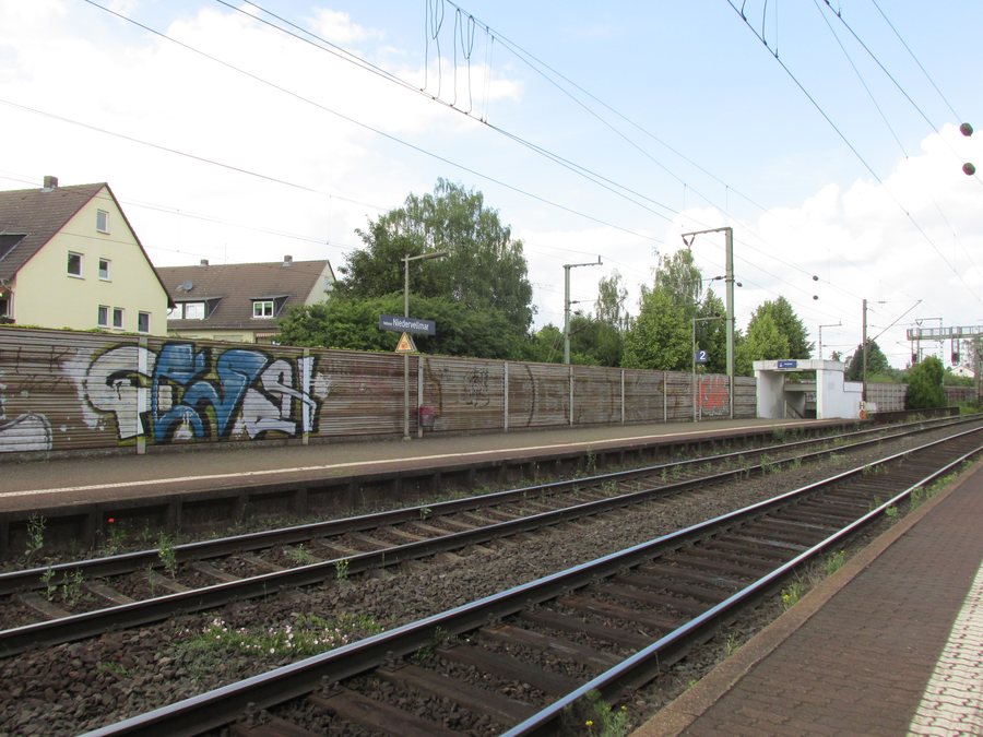 File:Bahnhof Vellmar-Niedervellmar.jpg