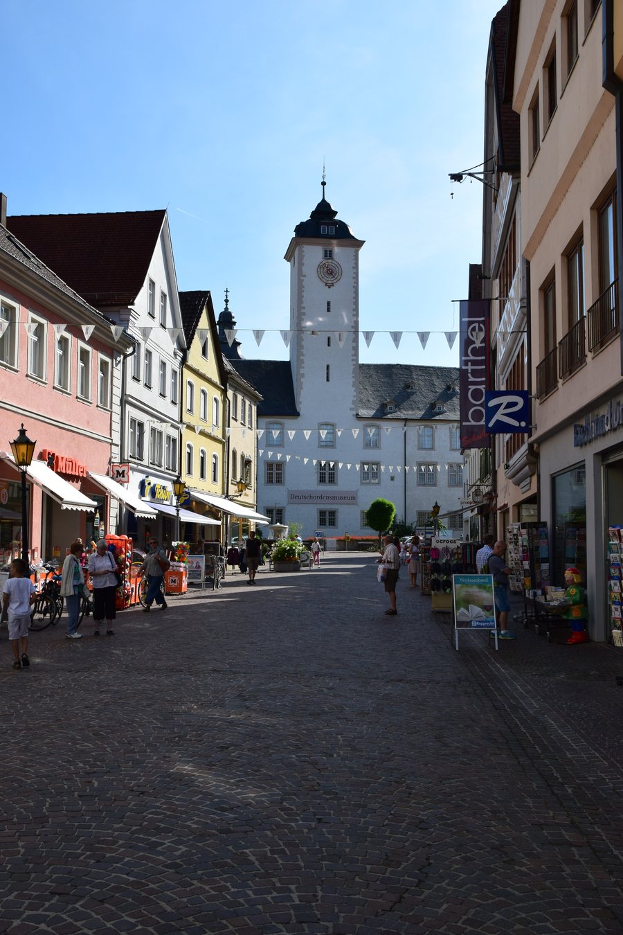 File:Main-Tauber-Kreis Bad Mergentheim Burgstraße Überblick1.jpg