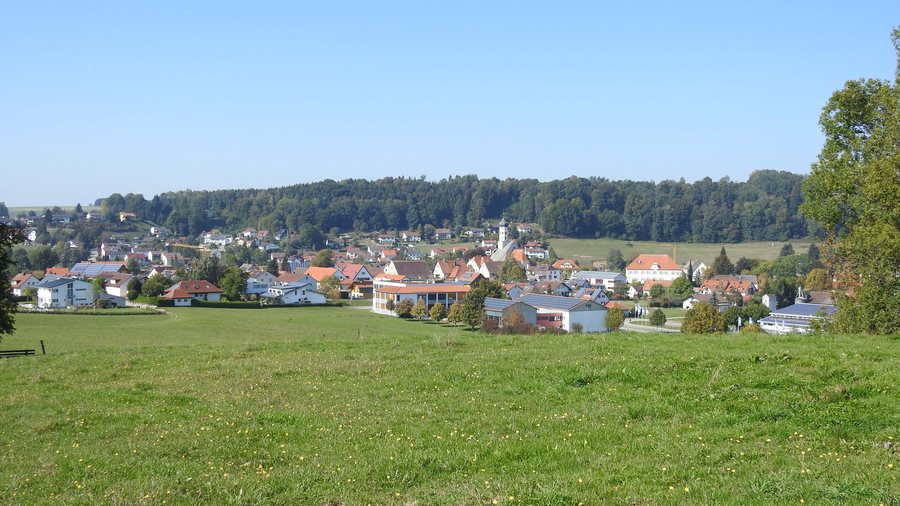 File:Eberhardzell - Am Hedelberger Weg - Eberhardzell v O 02.jpg