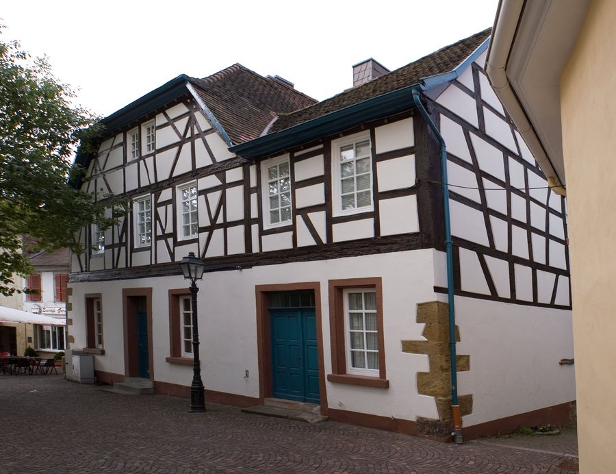 File:Rockenhausen Kahnweiler Haus 02.jpg