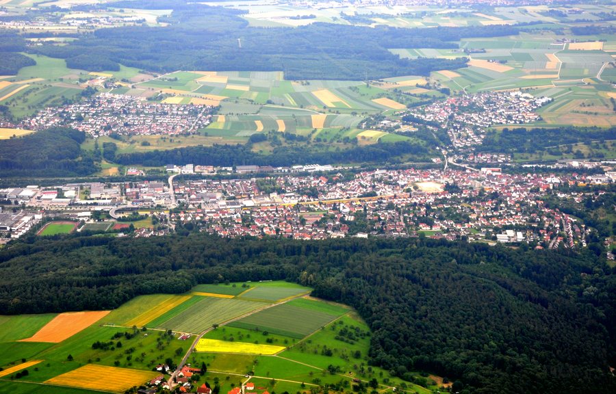 File:Ebersbach an der Fils Luftbild 2011 2.jpg
