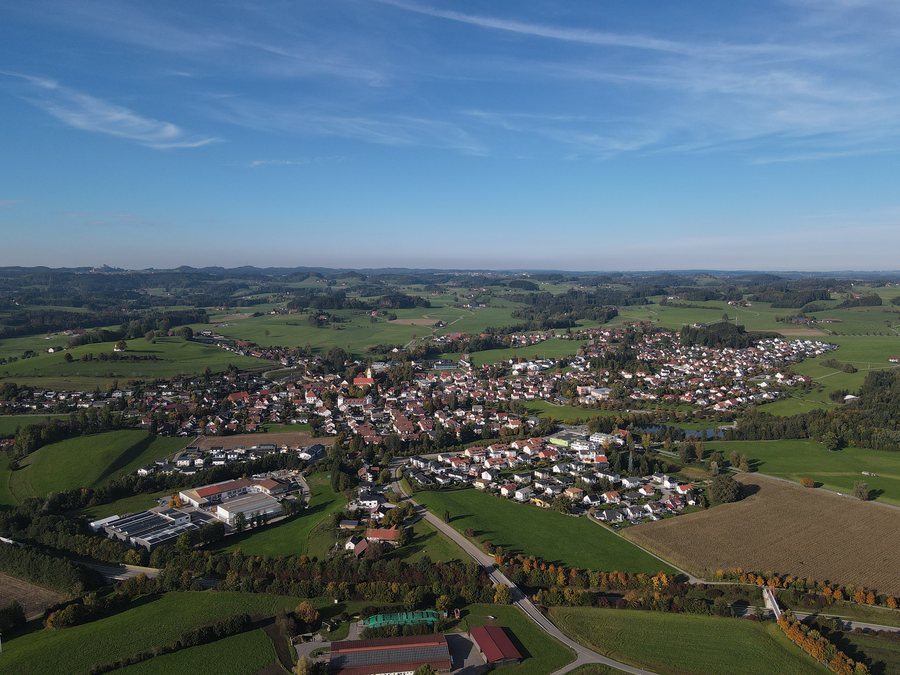 File:Amtzell von oben.jpg