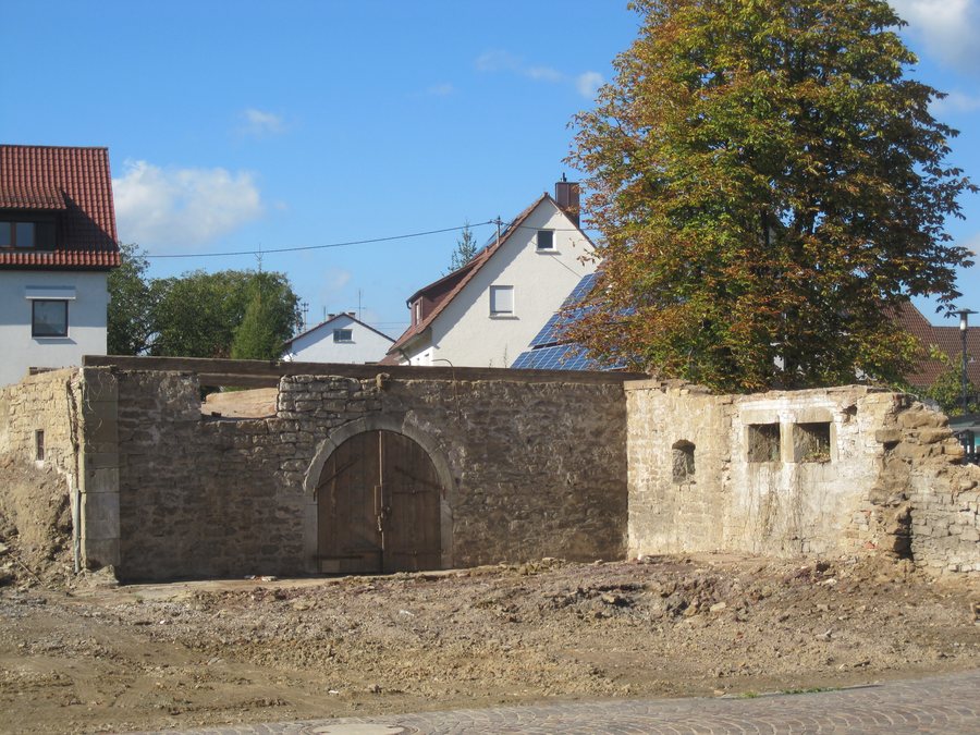 File:Sonnenareal in Löchgau1.jpg