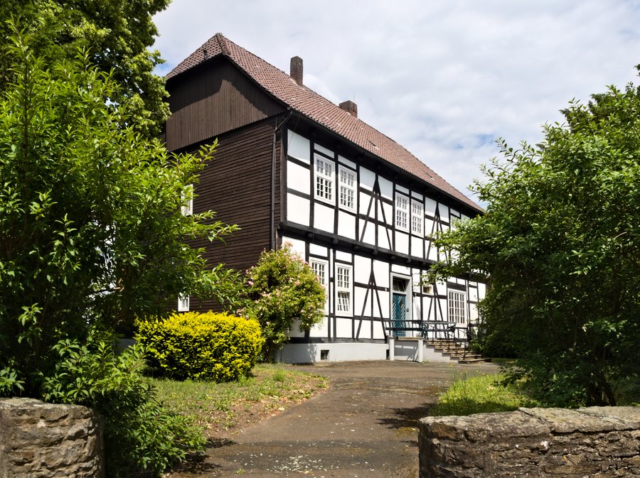 File:2019-06-16 Propsteiweg 9, Stemwede-Levern (NRW).jpg