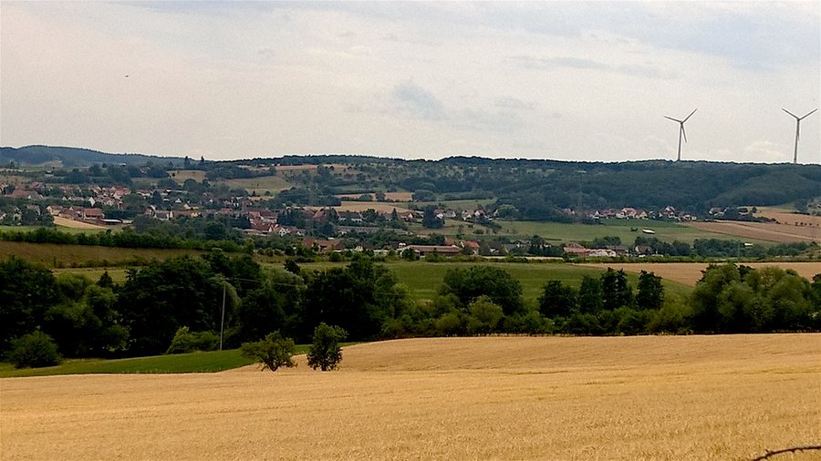 File:Blick auf Börrstadt.jpg