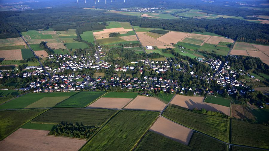 File:Roßbach (Westerwald) 001.jpg