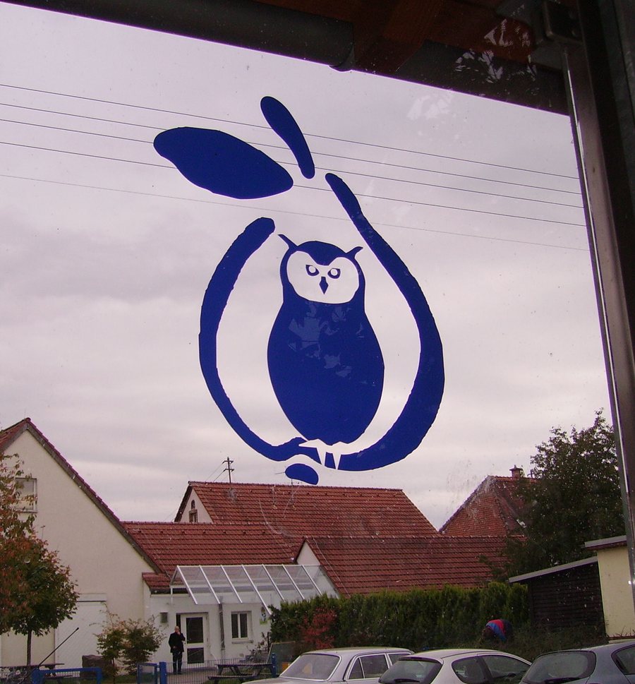 File:Eulenbiss.JPG