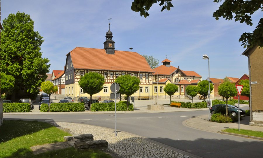 File:Herbsleben-Rathaus.JPG