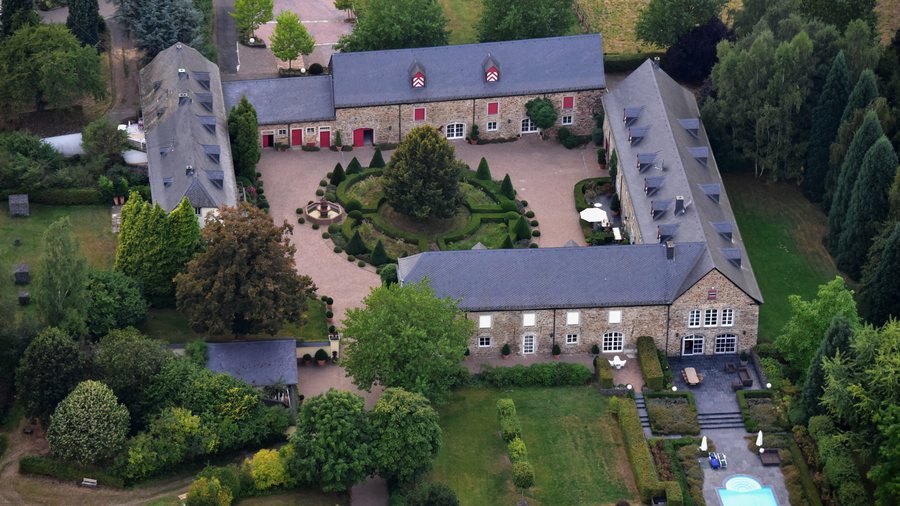File:Burg Dernbach (Dernbach) 007.jpg