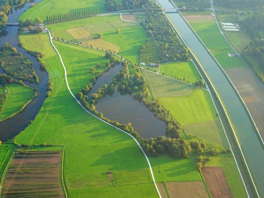 File:BaiersdorfErlangenBaggersee2017-08-29-19-13-22.jpg