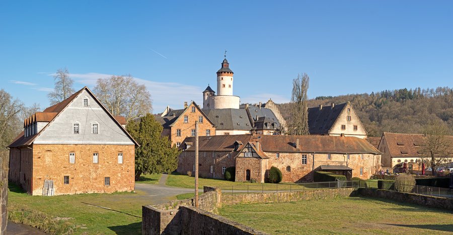 File:Schloss Büdingen (Ansicht von Westen) 2025.jpg