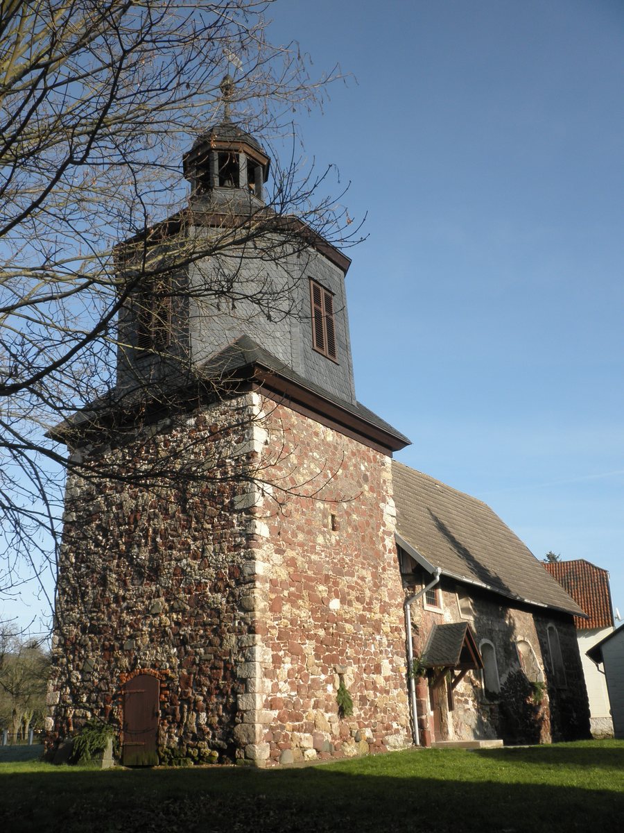 File:Harzungen Kirche.JPG