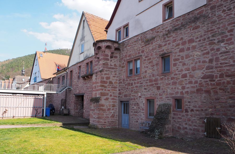 File:Freudenberg Stadtmauer.JPG