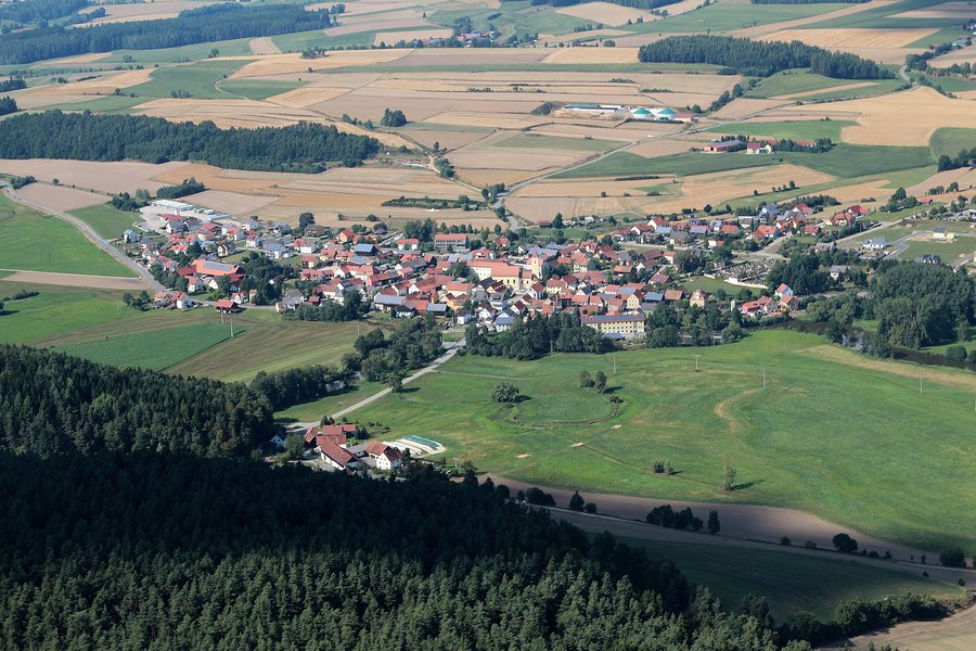 File:Altendorf 14 08 2013.jpg