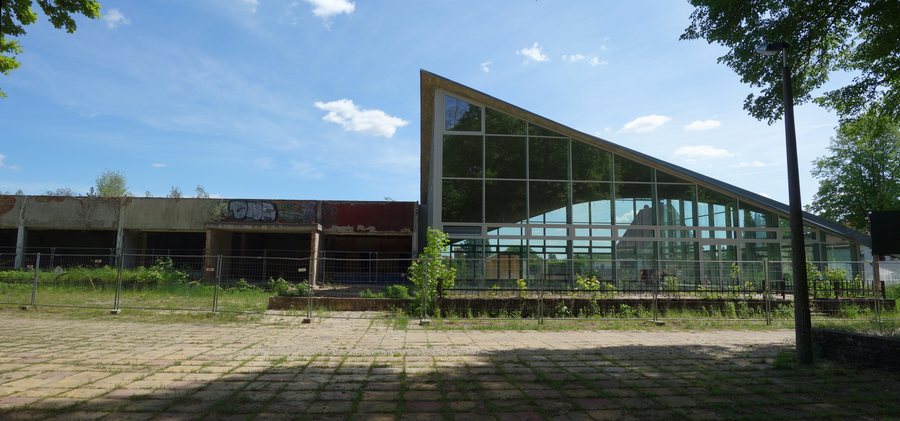 File:Kulturzentrum Bürgergarten Templin 2020 WNW.jpg