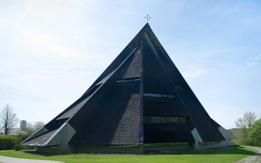 Highway church Maria am Wege in Windach